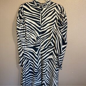 11 Honore Zebra Cutout High Neck Peasant Art Deco Maxi Length Formal Dress A7